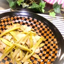 いたどりと豚肉炒め 母が作ってくれてた味