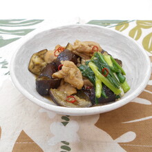 鶏肉となすのみそ煮
