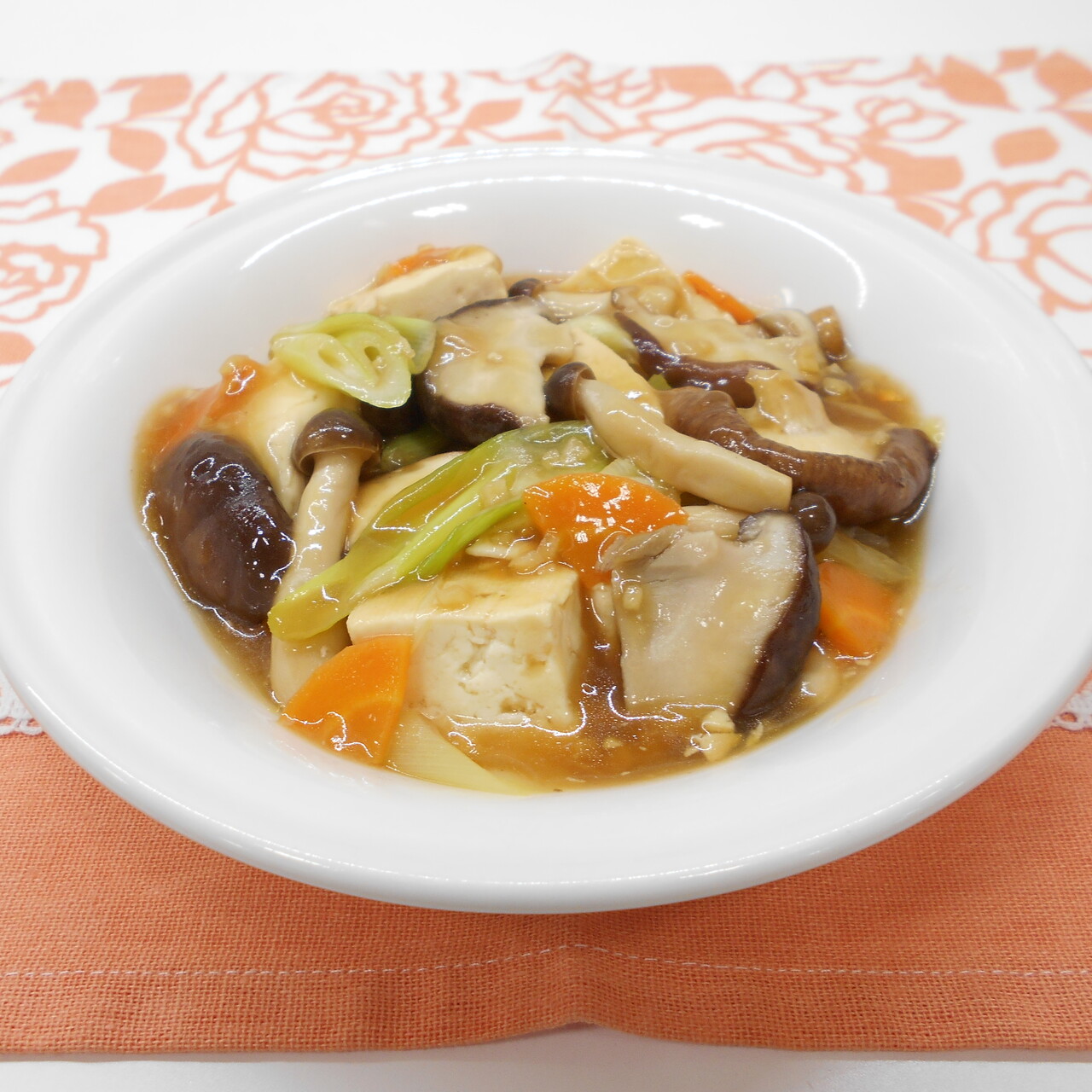 きのこと豆腐のオイスター炒め煮