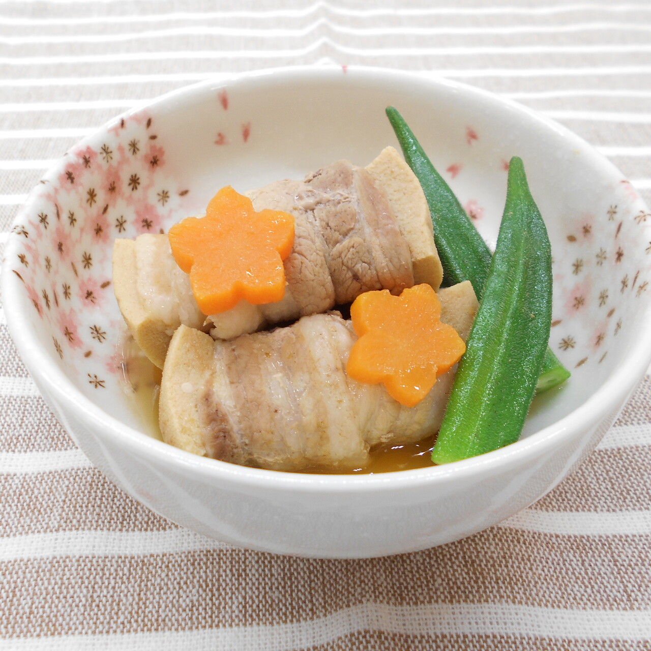 豚肉巻き高野豆腐の煮物