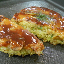 千切りキャベツで ふわふわお好み焼き