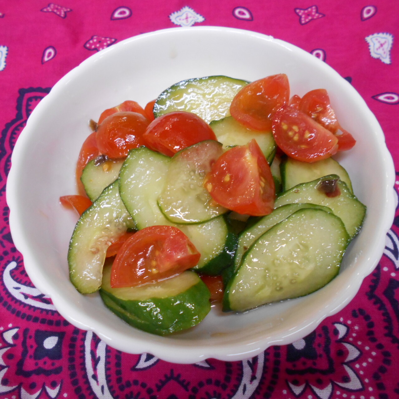 ピエトロドレッシングでサラダ