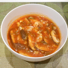 酸辣湯(サンラータン・スーラータン)