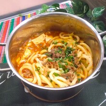 うどんが主役! キムチ屋さんのスン豆腐スープ