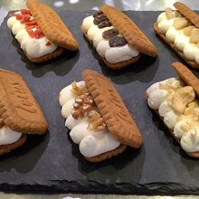 ロータスビスコフのクリームサンド