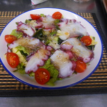 たことわかめのカルパッチョ