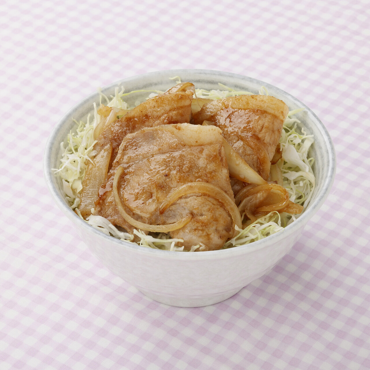 焼肉のたれで　豚の生姜焼き丼